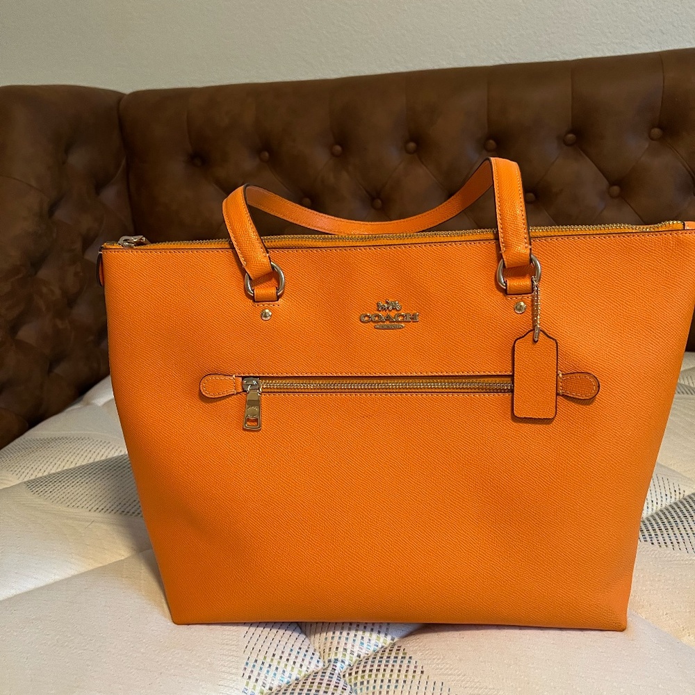 Coach Burnt orange tote and matching wallet